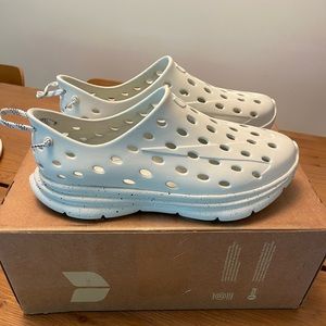 Kane Revive - Active Recovery Shoe